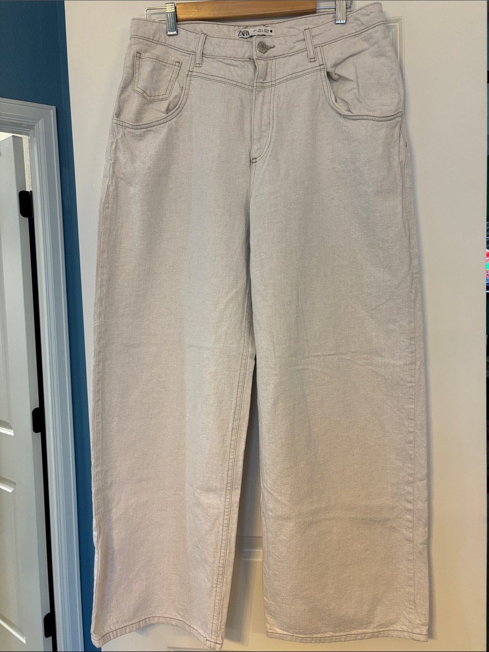 ZARA Wide-Leg Jeans in Light Beige